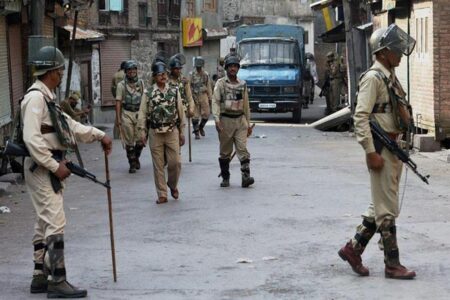 Indian police attached five houses in Srinagar for harbouring terrorists