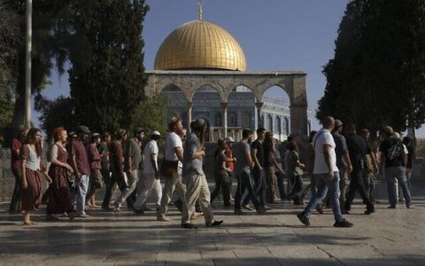 Hamas threatens violence over Jewish visits to Temple Mount during High Holidays