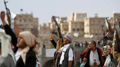 Houthis Implement New Method to Monitor and Suppress Residents
