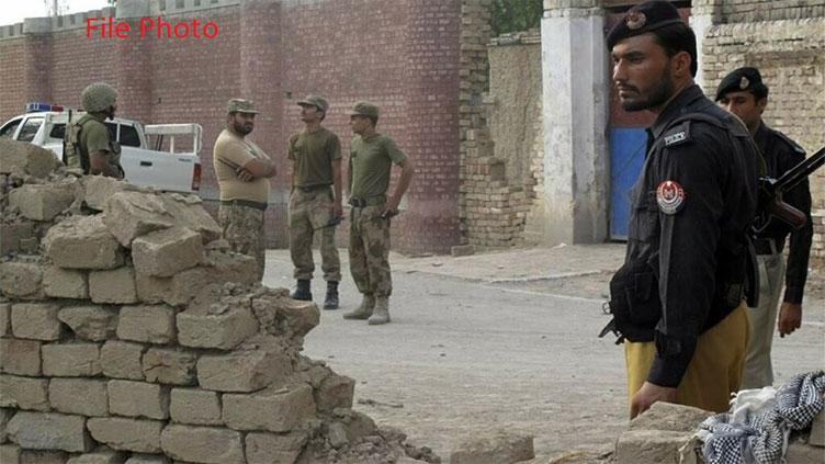 Police thwart terrorist attack on check post in DI Khan