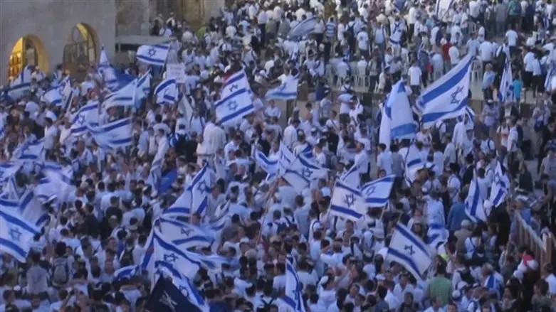 Hamas threatens Flag March again