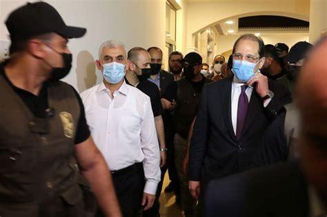 Palestinian terrorist group talks to Egyptian intelligence chief