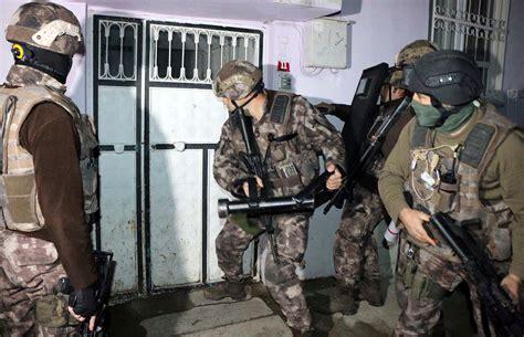 Police arrest 11 Daesh/ISIS terror suspects in Türkiye
