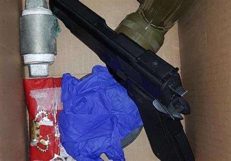 Arab Israelis arrested for smuggling explosives, weapons from Jordan