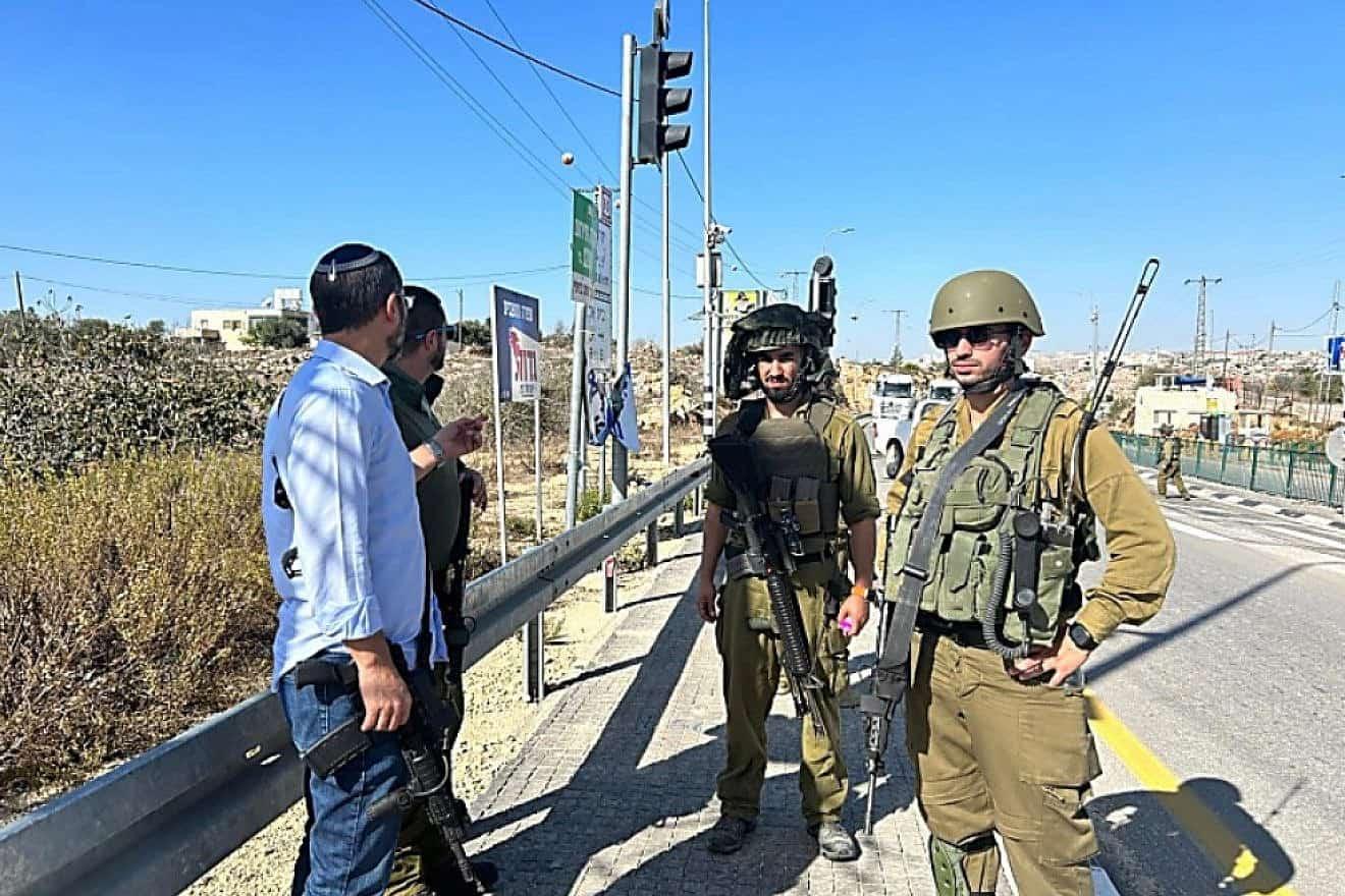 Armed terrorist attempts to infiltrate Samaria town