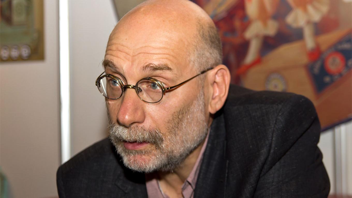 Russia Adds Prominent Writer Akunin to ‘Extremists and Terrorists’ Registry