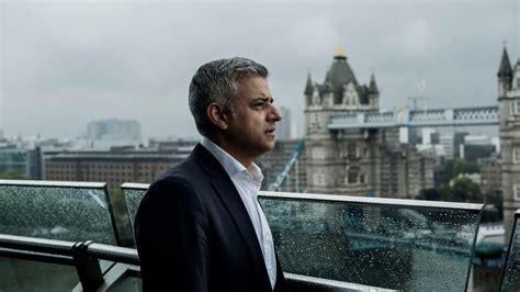 Sadiq Khan faces death threats from Islamist extremists, source says