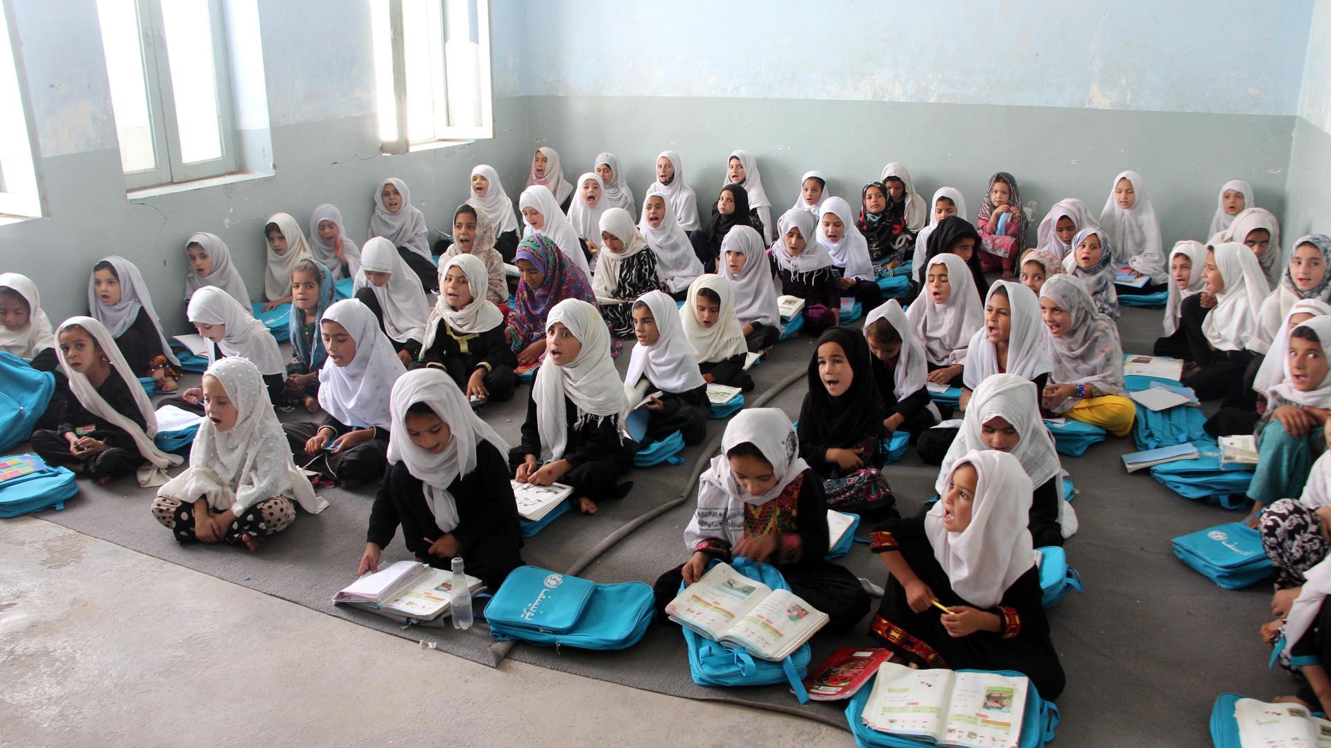 Taliban orders schools not to accept female students after cases of noncompliance