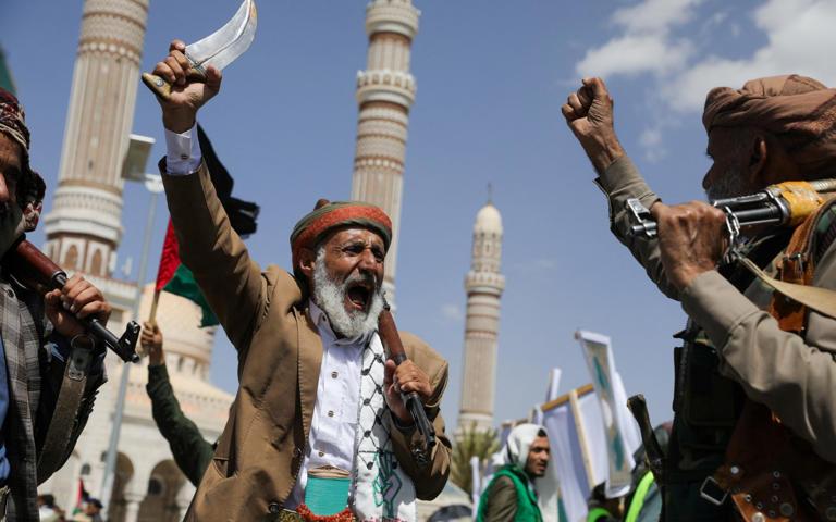 Houthis team up with feared Al-Qaeda branch in new threat to Yemen